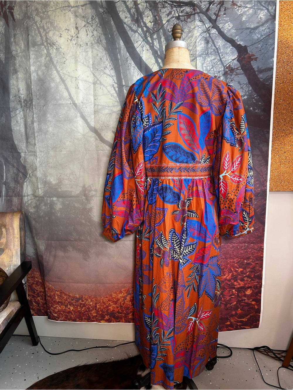 FARM Rio Rust Maxi Dress with Blue and Purple Leaf Motif - Picture 4 of 7